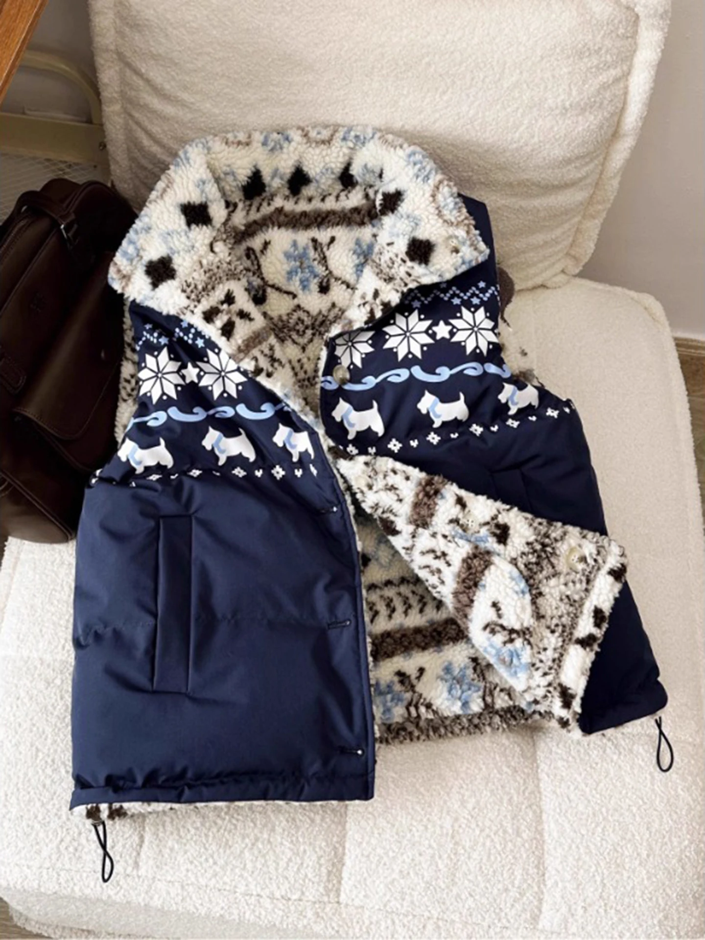 

Thiened Double-Sided Wearable Warm Fce Vest for Men Winter Outerwear Youth Casual Faion Zipper Closure Cotton Jaet