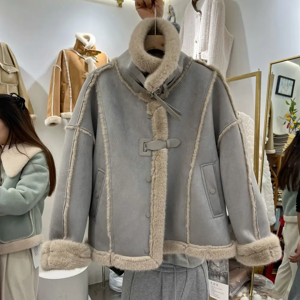 

Зимняя цельная мотоциклетная куртка из плюша и утолщенного меха высокого класса с воротником-стойкой для женщин, 2024, стильный топ из овечьей шерсти