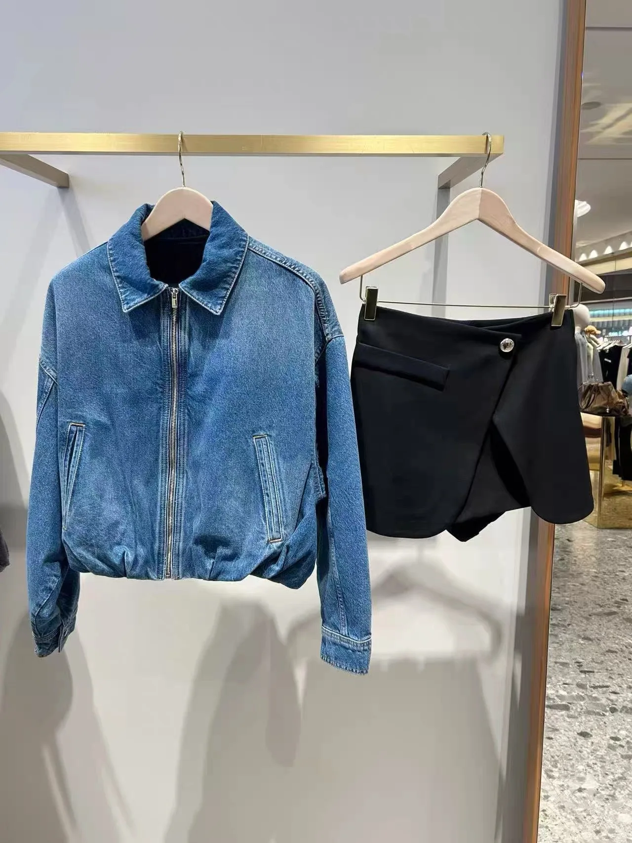 

M Home Early Spring 2026 Women's Retro Zipper ort Waist Cinched Denim Jaet Pure Color Stand Collar Casual Loose Fit Cotton