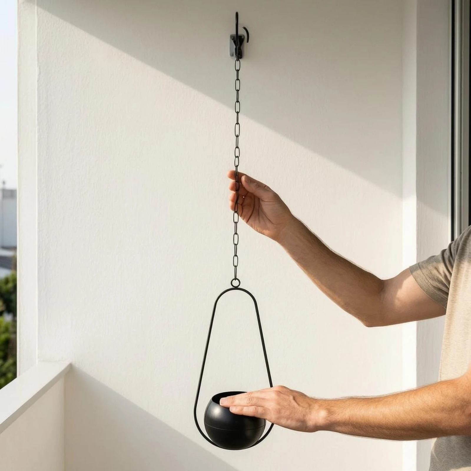 Chain Hanging Planter Iron-Style Hanging Flower Pot Planter Chain Suspended Display Home Decor Easy to Install
