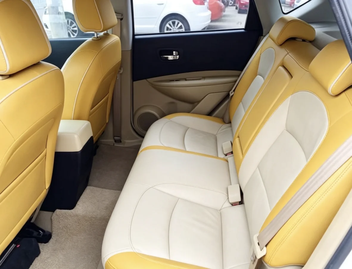 Für Nissan Qashqai J10 2008~2015 Maßgefertigte Autositzbezüge Luxuriöses Nappa-Leder 100% Passgenau Innenraumzubehör 360 ° Vollständige Abdeckung – Detail 2