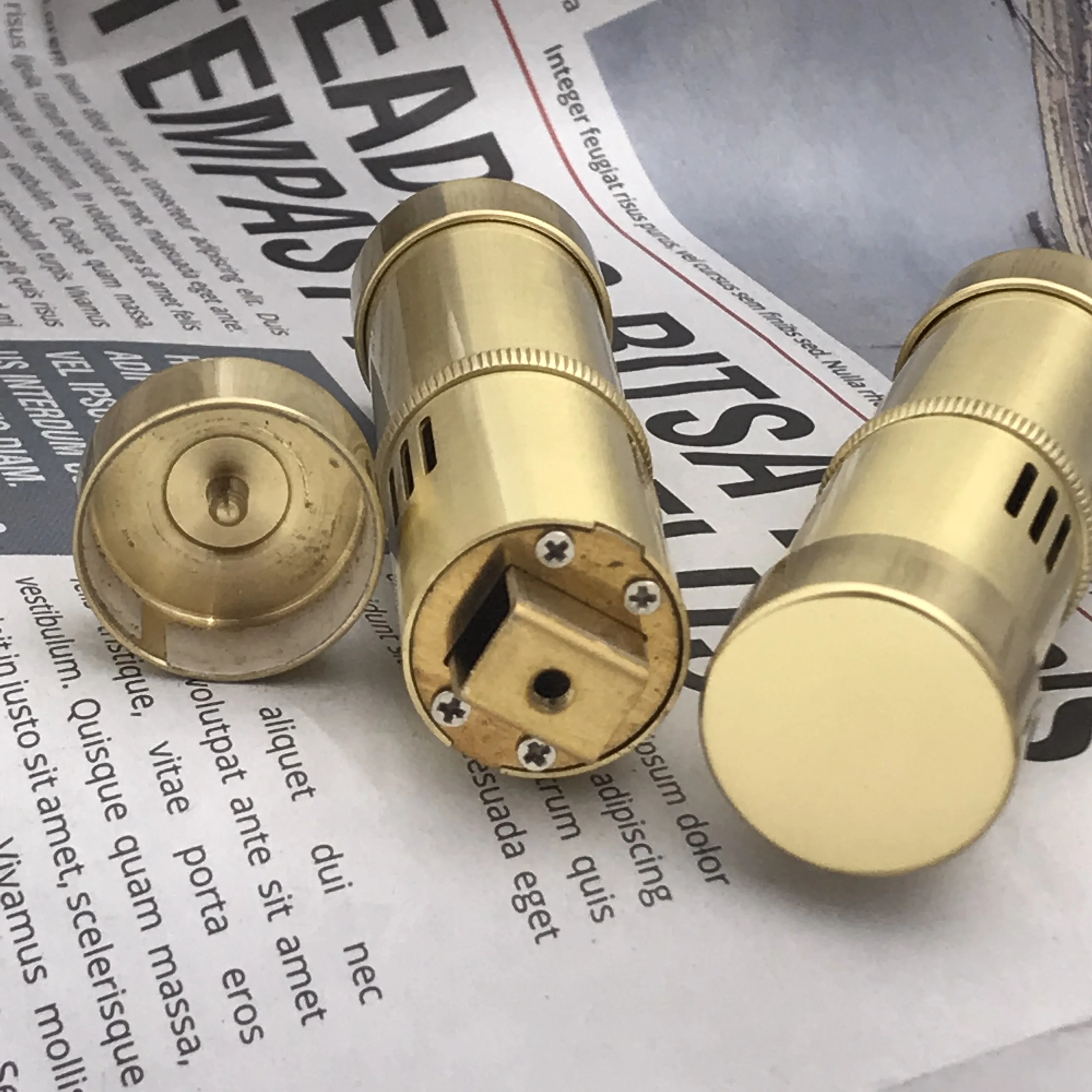 Brass Cylindrical Kerosene Lighter 2-end Pressure Ignition Creative Personality Gasoline Lighter Gift