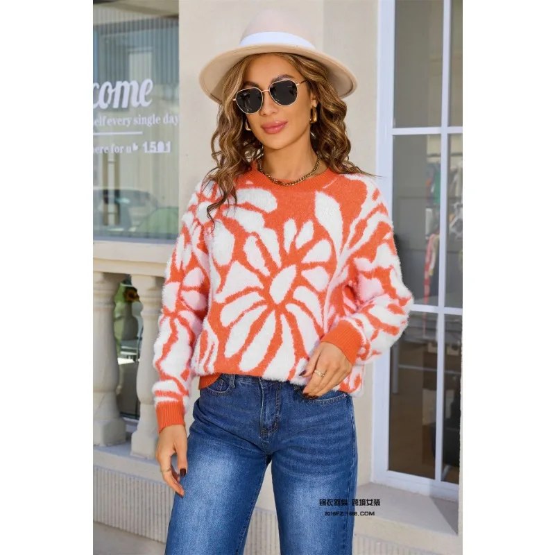 เสื้อสเวตเตอร์ไหมพรมผู้หญิงใหม่ ฤดูใบไม้ร่วงและฤดูหนาว 2025 ลายดอกไม้ขนปุย คอทรงกลม อุ่นสบาย