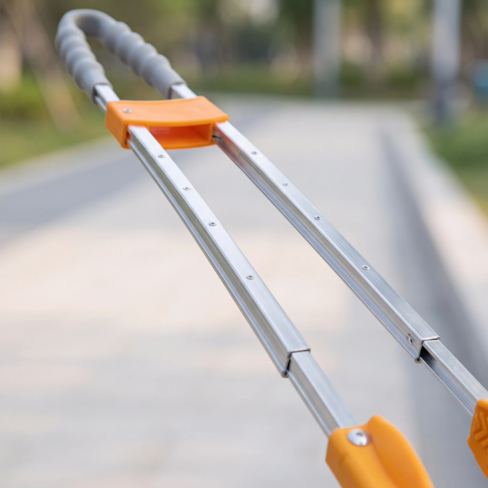 apanhador-de-lixo-telescopico-com-haste-de-aluminio-ferramenta-leve-e-resistente-para-profissionais-de-limpeza