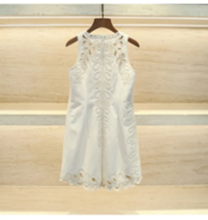 Robe blanche brodée évidée pour femme, mini robe, col en fibre, fermeture éclair, vacances, été, 2024