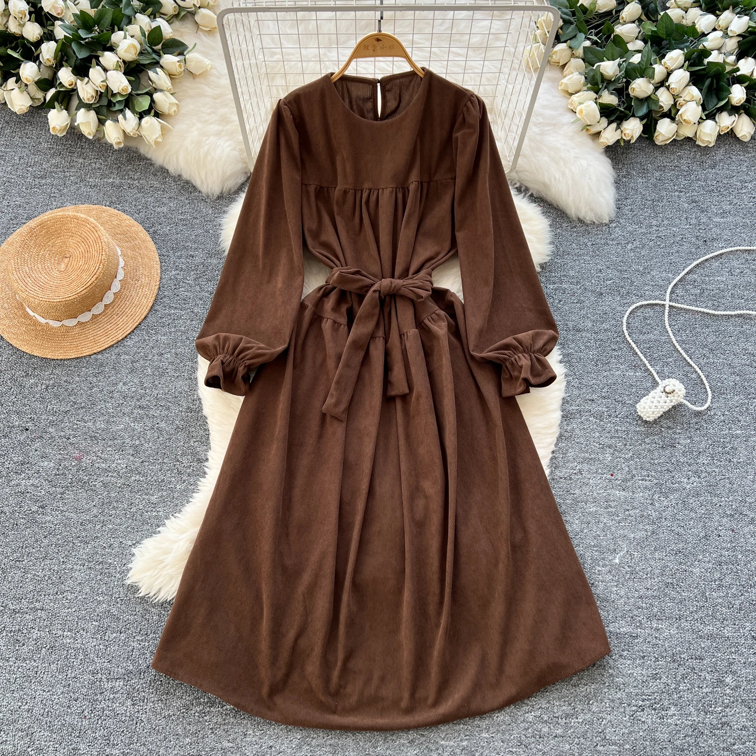 Elegant Long Sleeves Vintage O-neck Bandage Slim Corduroy A-line Long Dresses French Evening High Street Autumn Winter Clothing