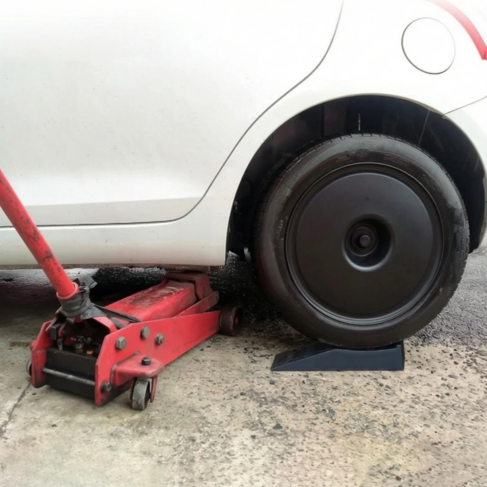 Car Service Ramps Safe Car Service Ramp Low-Profile Ramps Portable for Home Mechanics, Oil Changes, Garage