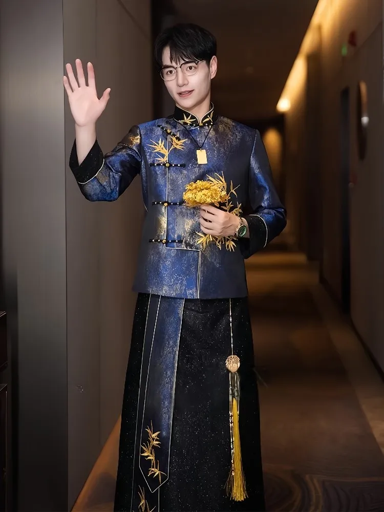 

New Chinese-style wedding dress for men toasting welcoming groom's men's