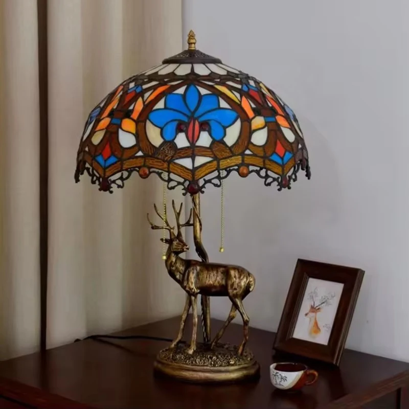 Tiffany Table Lamp AC85-265V Aolly Base Deer Lighting Creative Retro Table Lamp Vintage LED Table Lamps with Arylic Lampshade