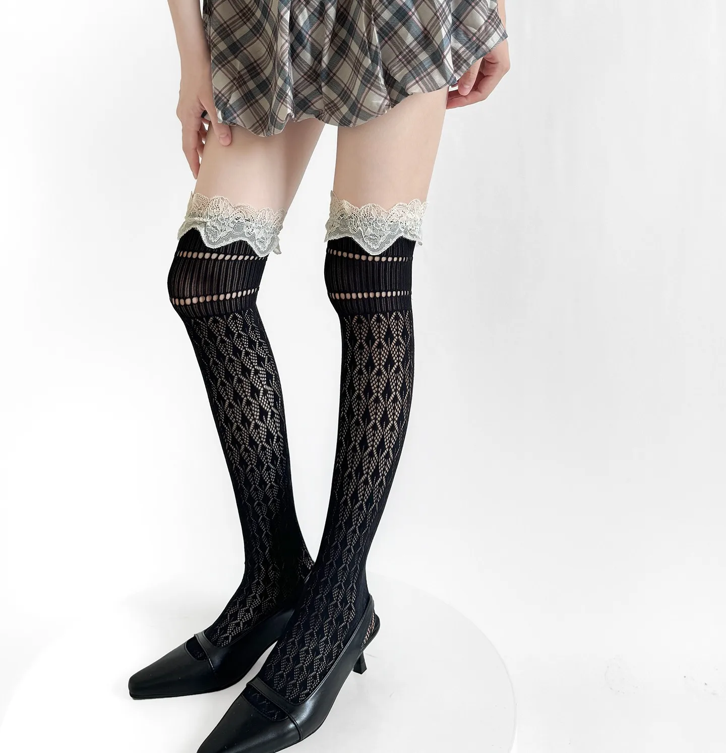 اليابانية الرجعية تفريغ الدانتيل جوارب للنساء بسيطة تنوعا المألوف الجوارب الطويلة الفتيات لوليتا JK جوارب طويلة إلى الركب #4