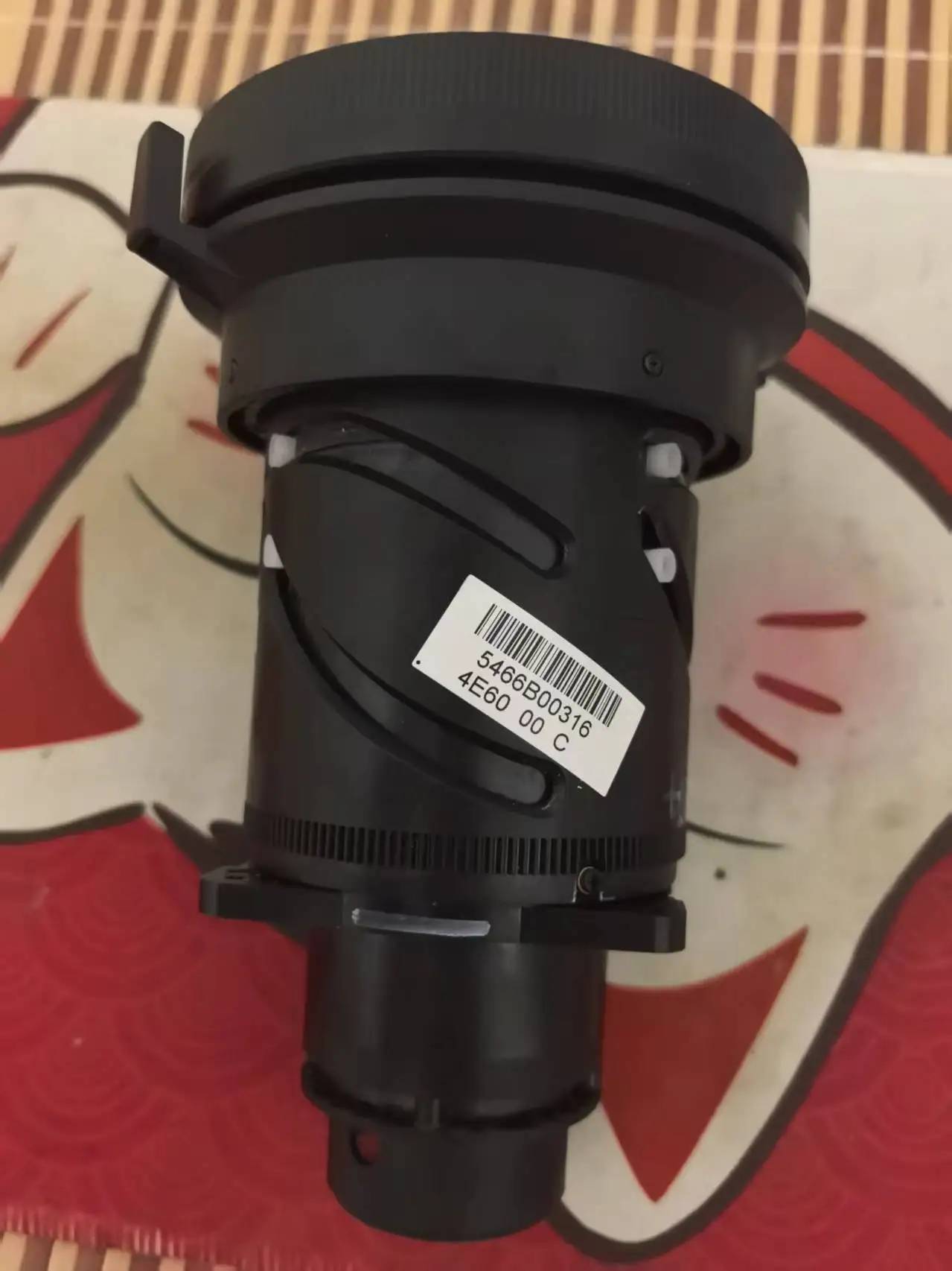 

H546 Новый оригинальный объектив для проектора Epson CB-4650 CB-4550 CB-4750W CB-4850W CB-4950W