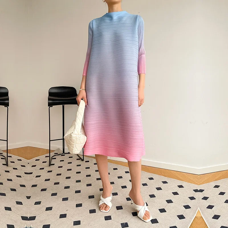 

GGHK Miyake Pleated Gradient Color Round Neck Long Sleeve Dresses Women Casual Party Dresses Loose Plus Size Designs