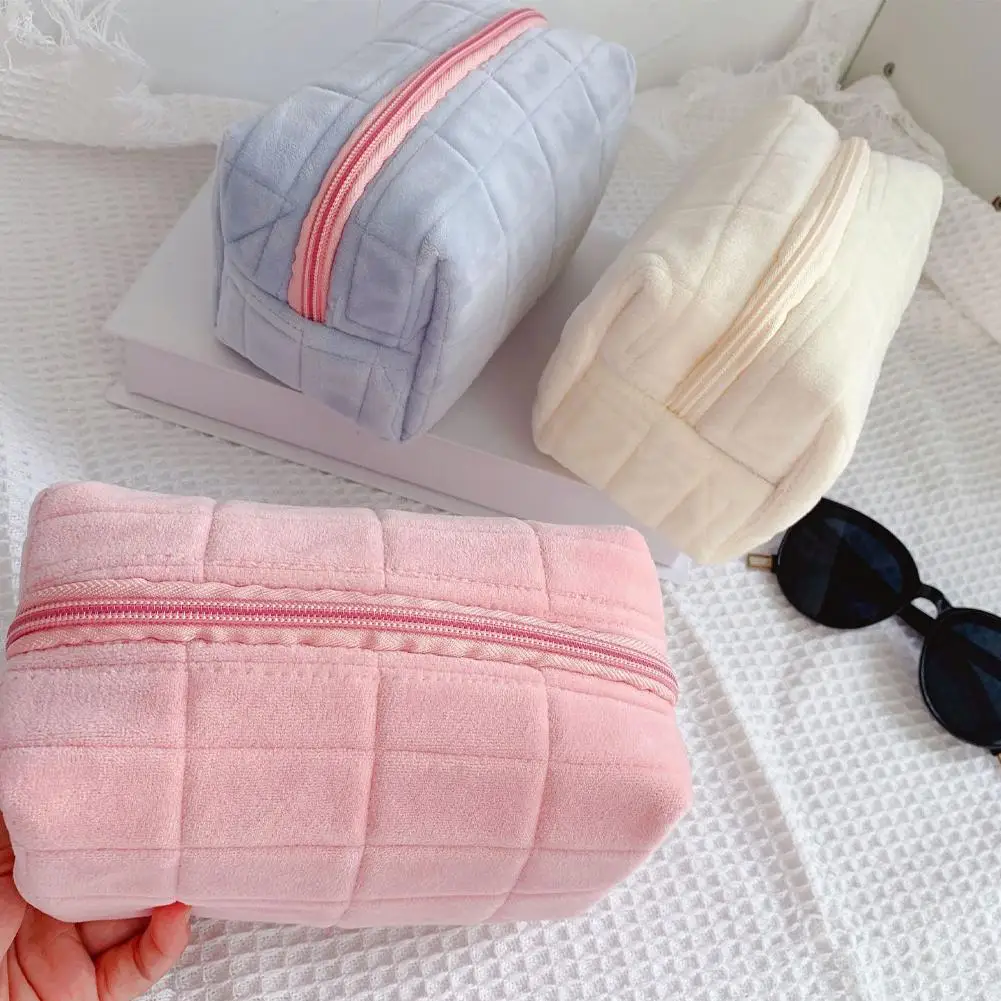 Bolsa de almacenamiento de cosméticos de piel maciza, gran capacidad para mujer, organizador de maquillaje, bolso portátil de viaje, perforadora de artículos de tocador