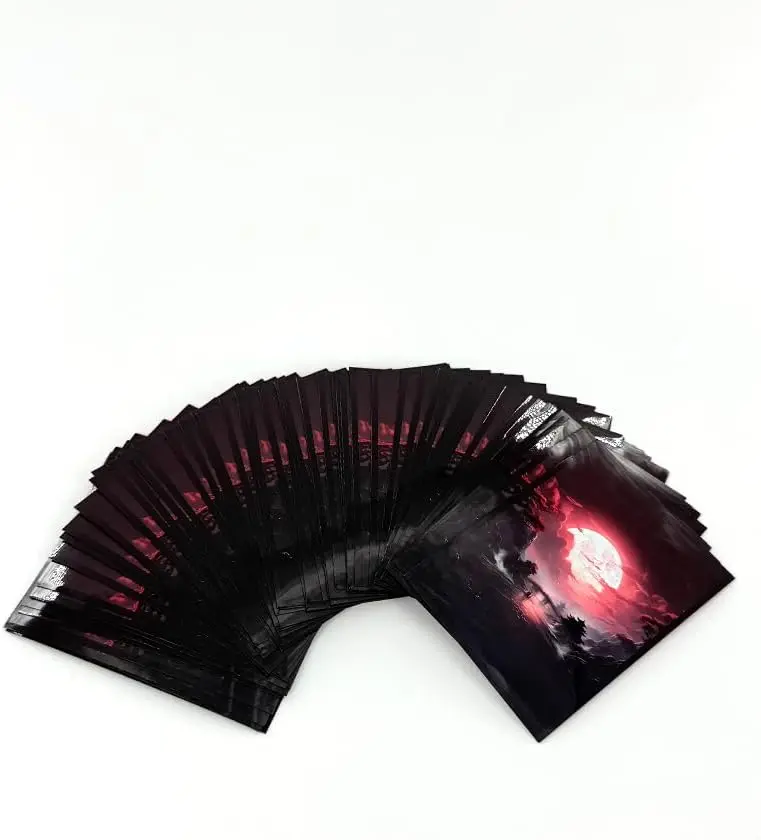 100 قطعة من حافظة بطاقات MTG، الحجم 2.6 × 3.6 في الأكمام تنطبق على TCG، تناسب بطاقات الحجم القياسي (إعادة الإصدار)