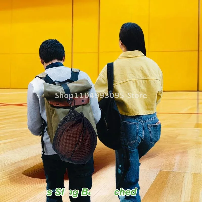 1/2 unidades de bolsas para esportes ao ar livre definitivas; Mochila de basquete com cordão fácil de transportar; Bolsa de malha de alta capacidade para armazenamento de bolas.
