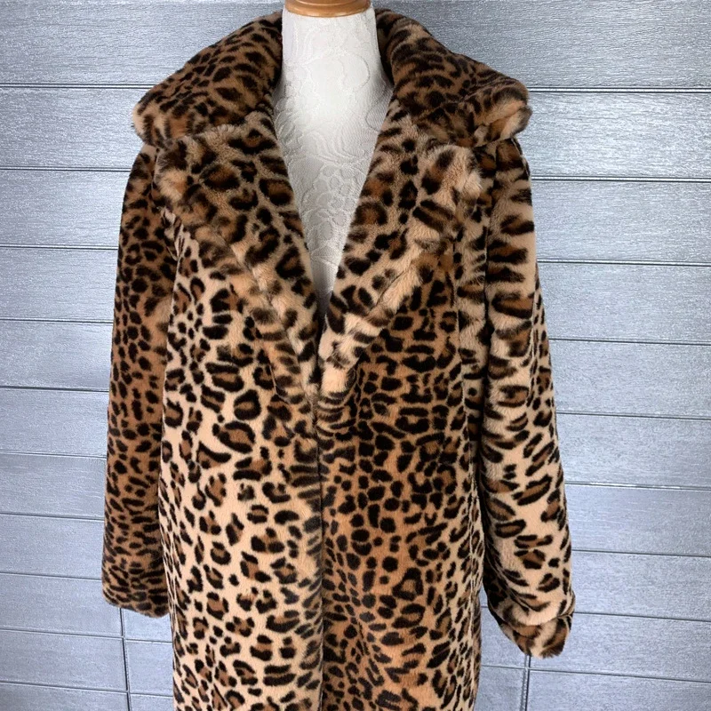 Leopard Winter Women Long Faux Fur Coat Lapel Fluffy Coats Stylowe pluszowe kurtki z długim rękawem Luźna odzież wierzchnia 2024