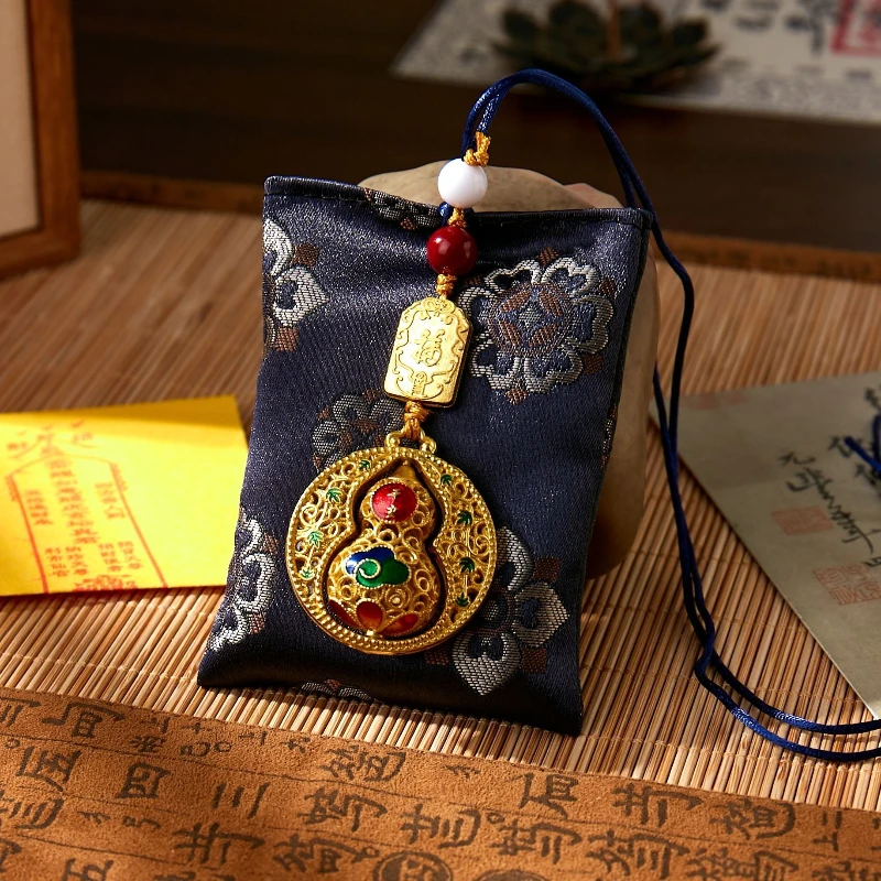 Talisman Gourd Pendant Blessing Amulet Chinese Brocade Sachet Keychain Ornament for Car Bag Home Decoration New Year Gift