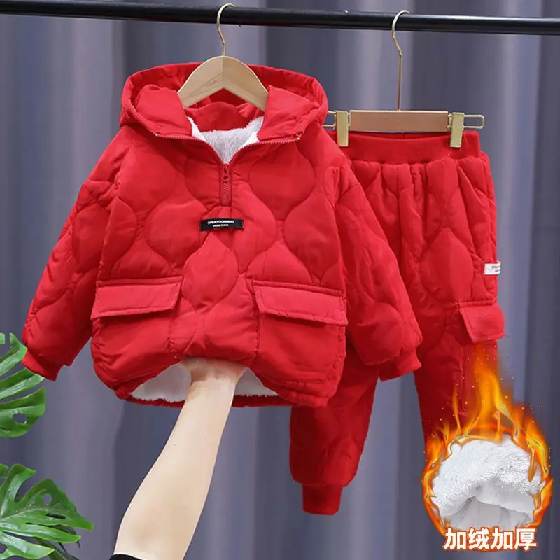 Conjunto de inverno infantil de lã de cordeiro, engrossado e quente, bolso grande, casaco com capuz + calças, conjunto de duas peças para crianças nevadas