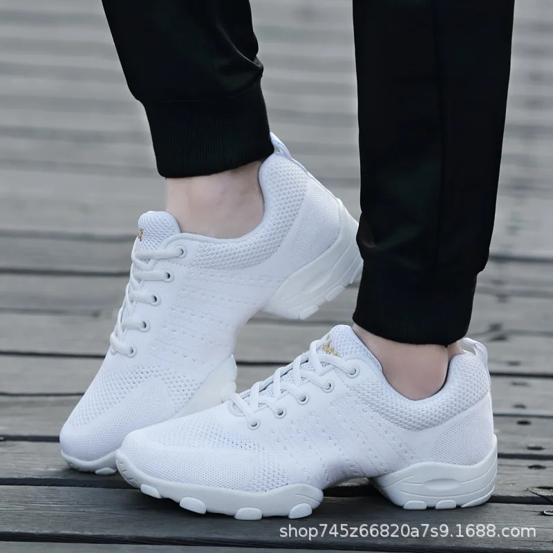 New Soft Sole Men Shoes Sports Anti-skid Square Dance Shoes Sneakers Net Jazz Shoes Fitness Team Performance Shoes