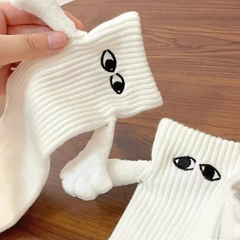 Alobee Harajuku Couple Cotton Sock Magnetic Suction Hand In Hand Socks Black White Unisex Holding Hands Long Socks