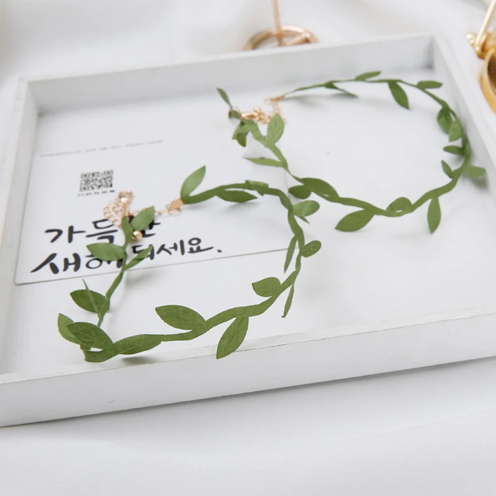 

Choker Necklace for Women Leaf Green Necklaces Woman Vintage Christmas Girls Bride