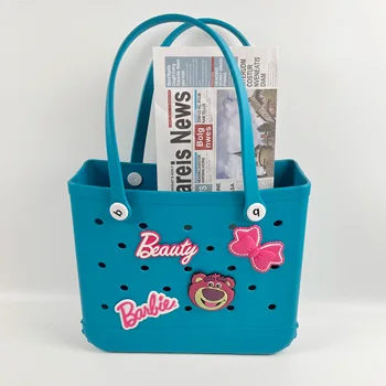 Bogg Çanta Aksesuarları 4 adet Pembe Barbie ve Lotso Takılar Çanta Dekoratif Toka Ünlü Aynı Stil MINISO Takılar