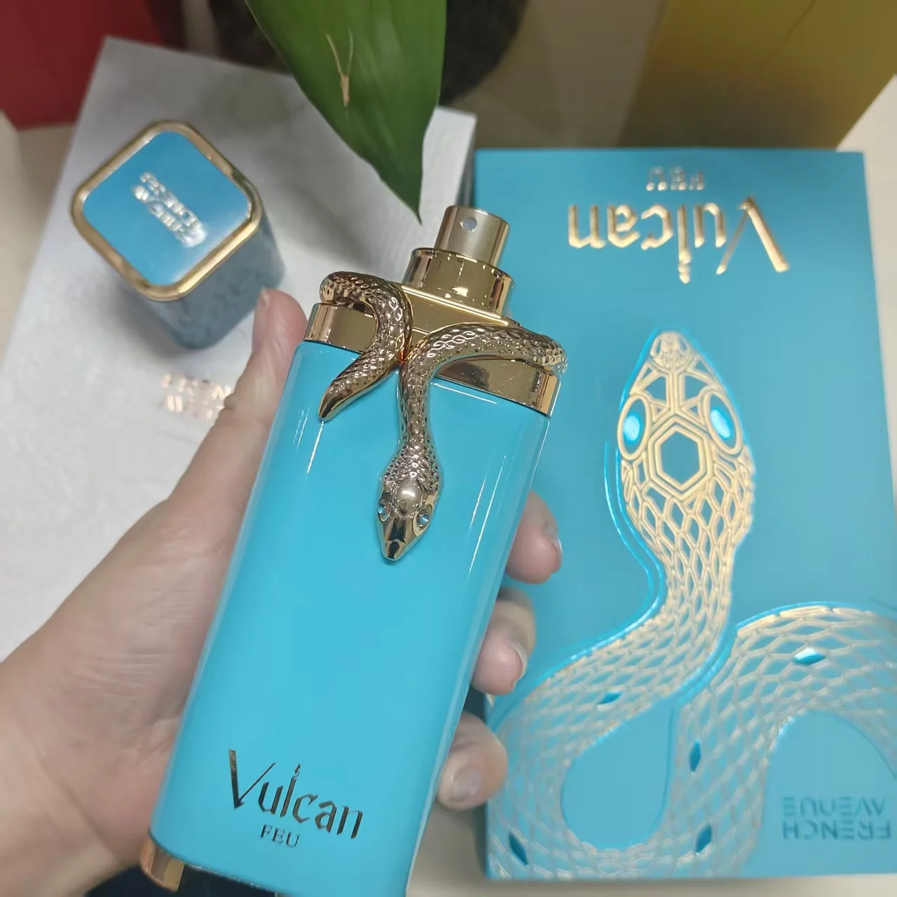 Новый мужской парфюмерный спрей Vulcan Feu French Avenue Fragrance World на 3,4 унции, стойкий и очаровательный цветочный аромат - без алкоголя, нет