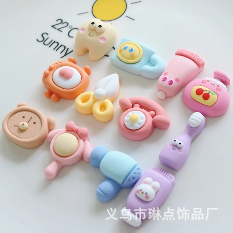 10 Pcs New Mini Cute Cartoon Funny TV Hair Dryer Resin Cabochon DIY Jewelry Party Hairpin Craft