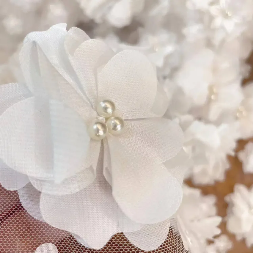 3D Applique Flower Beaded Lace Fabric,  White Handmade DIY Mesh Fabric for Bride, Bride, Wedding Wedding Veil Clothing