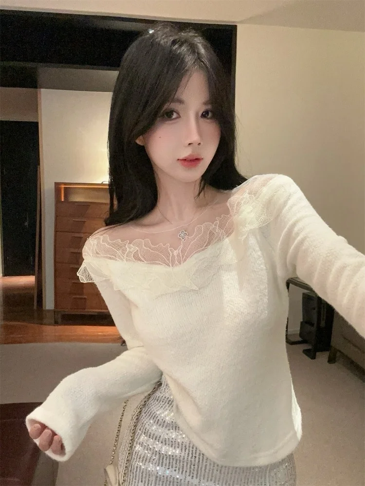 

Elegant Lace Off-Shoulder Knitted Base Shirt Women's Fashionable High-End Sensation Autumn Winter Mesh Top Commute Style Pure...