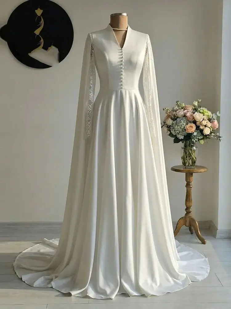 Eightale Arabisches Hochzeitskleid mit V-Ausschnitt und Spitze, maßgeschneidert, elfenbeinfarbenes Satin, lange Ärmel, Cape-Ärmel, Brautkleid, Braut-Partykleid