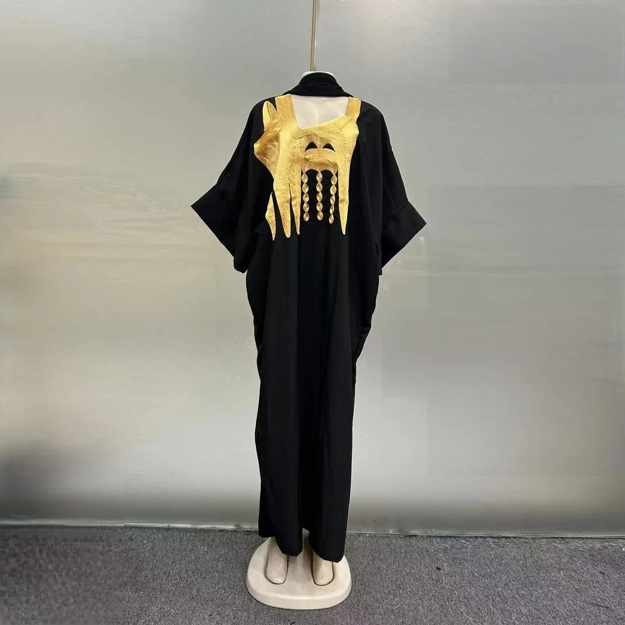 2025 صيف جديد موضة عادية مطرزة العرقية Bubu Dashiki الأفريقية مسلم الكبار السيدات فستان عباية فضفاضة