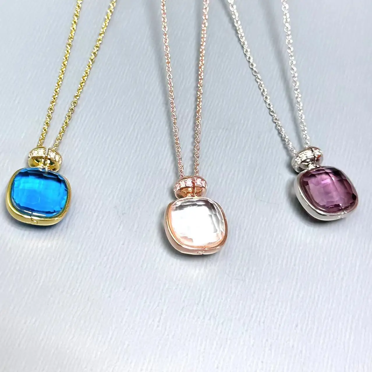 Nudo Pendant Necklace for Women London Blue Topaz Pendant Candy Color Perfume Bottle Shape Elegant Fashion Jewelry