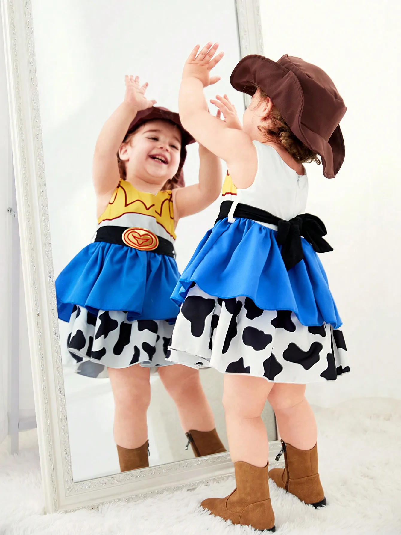 Girls Cartoon Cow Dress Children Cute Summer Round Neck Sleeveless Fluffy Dresses with Belt Kids Cosplay Costume Kids Clothes