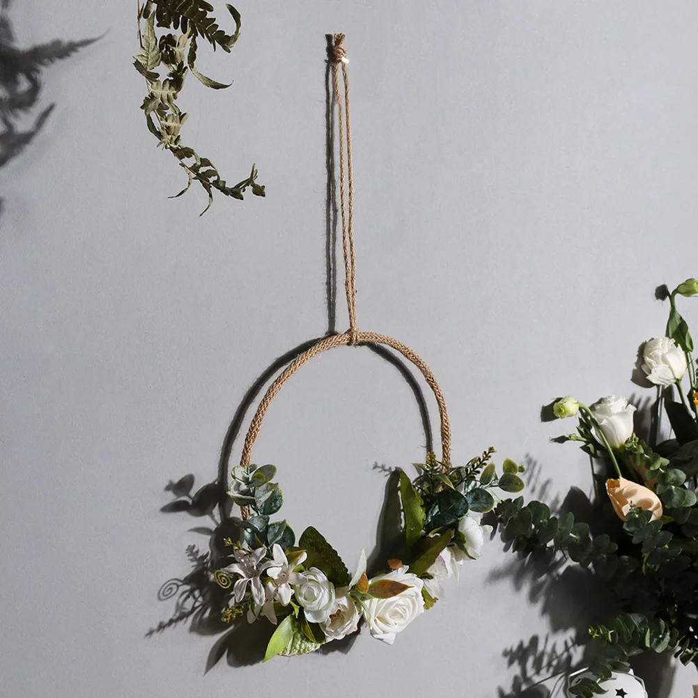 

1Pcs White Realistic Lily Adornment Tapestry Beautiful Garland Party Atmosphere Enhancer Pastoral Wall Wreath Wall Tapestry