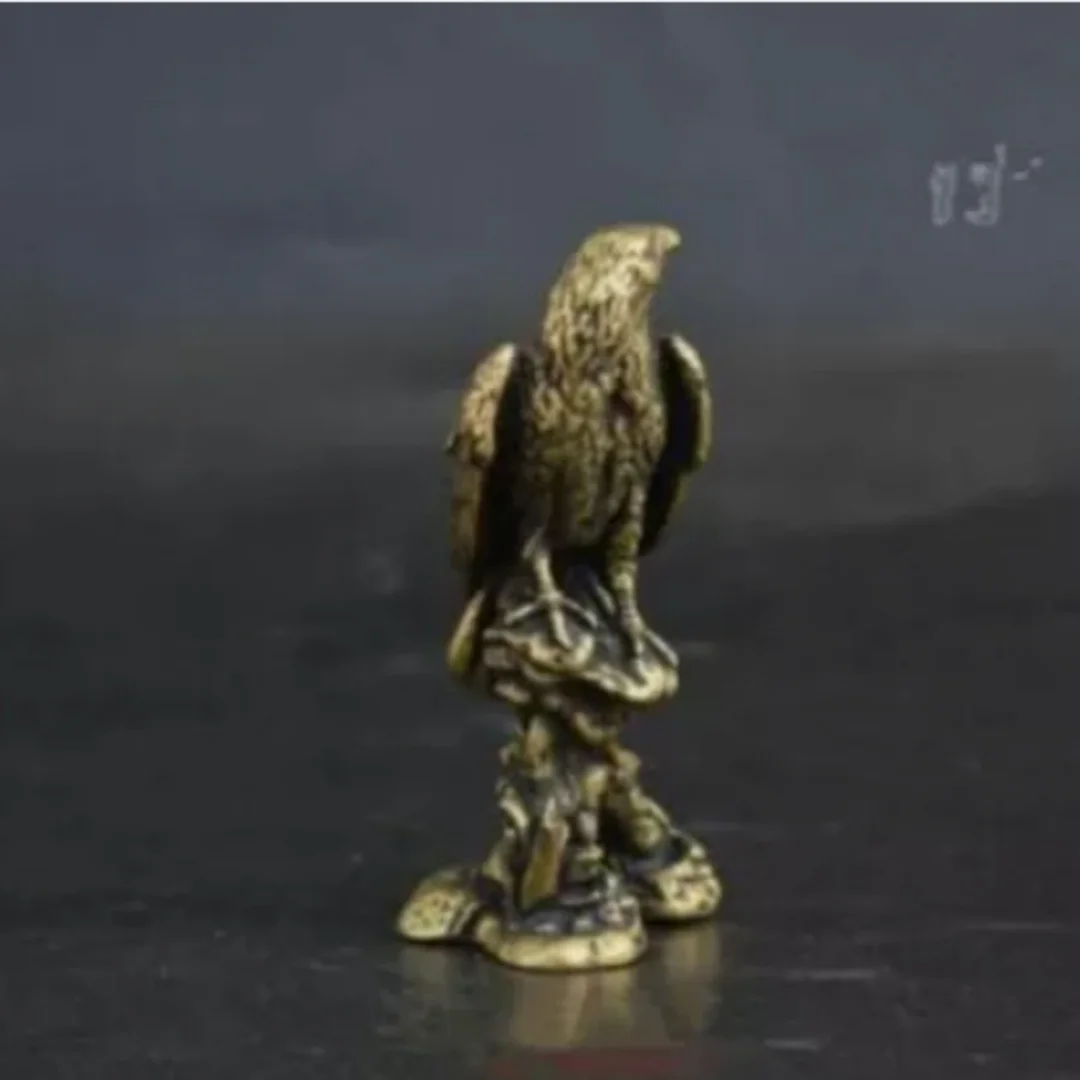 Chinese Collection old Asian archaize old brass eagle small statue pendant