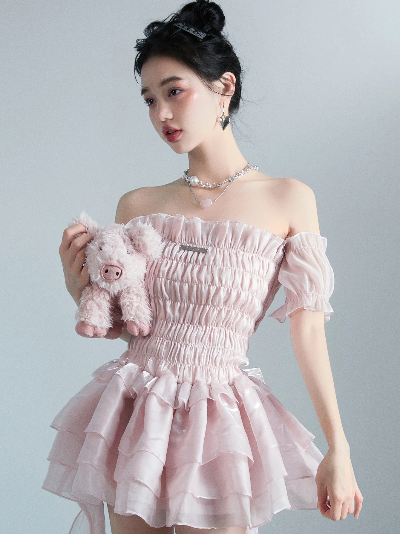 

High Quality "slightly Smoked Rose" Pink Girl Retro Gentle Strapless Dress Design Feeling Fluffy Short Dresses Are Hot Selling