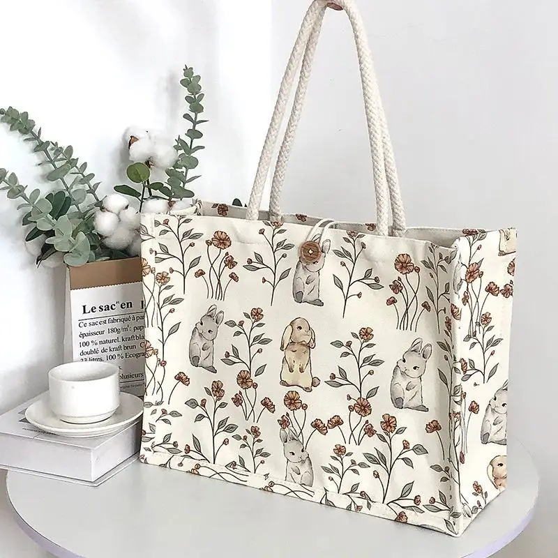 

Lazy idyllic tote bag niche design urban commuting versatile leisure travel