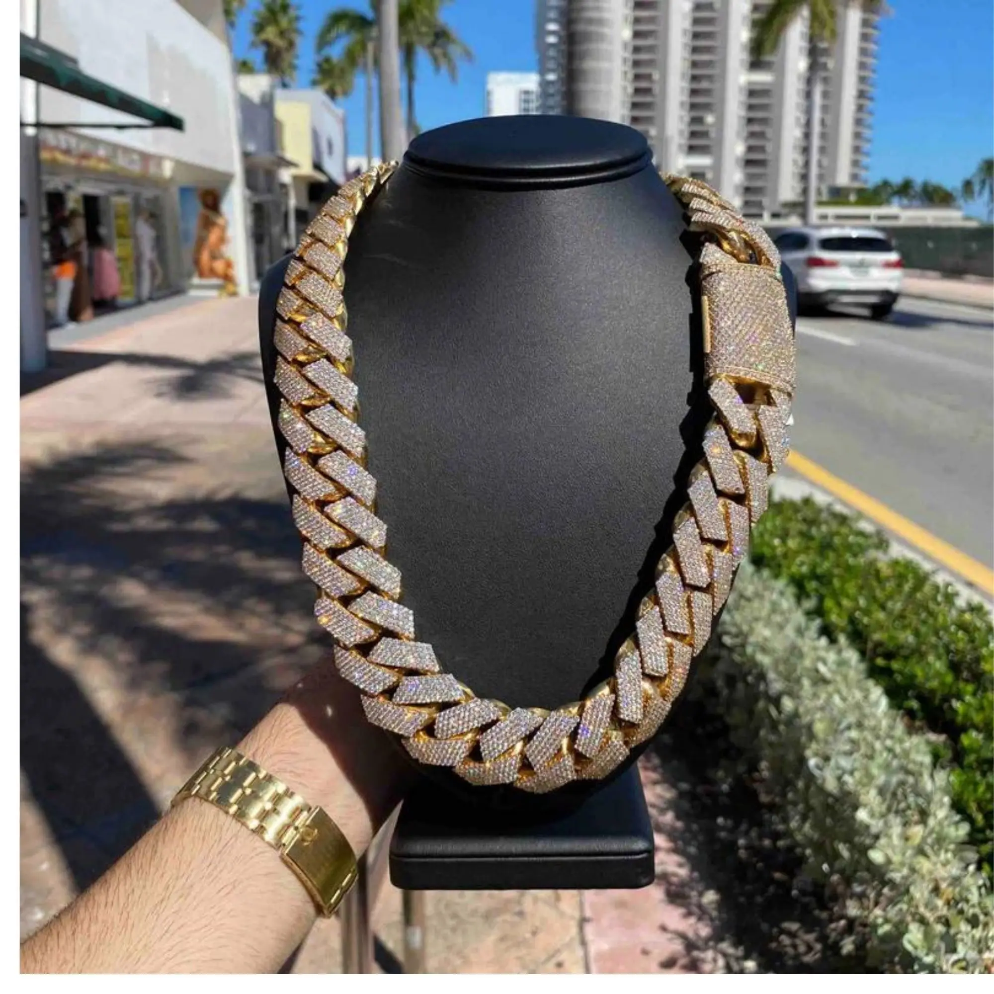 10k Gold Luxury Customized Iced out Diamond New Fashion 22MM Cuban Chain with White Diamonds Unisex Hip Hop Style Chain