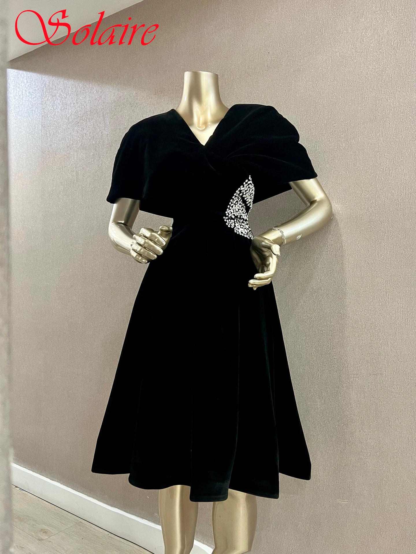 

Customized A-Line V-Neck Short Sleeves Formal Classic Evening Dress Delicate Bespoke Occasion Gowns Fashion Elegant Party Dress