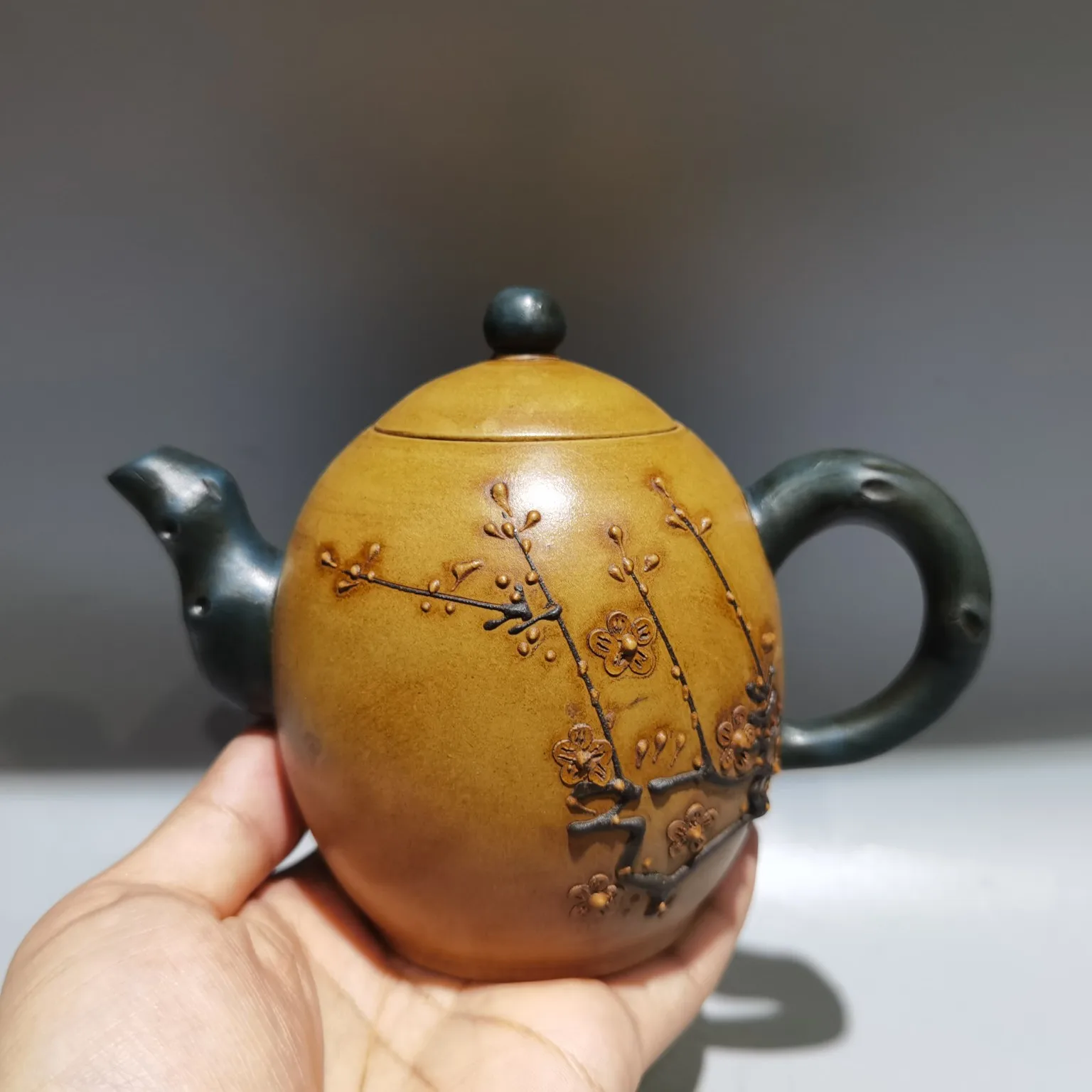 Purple Clay Pot yellow mud Two tone tree root spout pot plum blossom pattern Dragon egg shaped pot Kettle Teapot Pot Tea