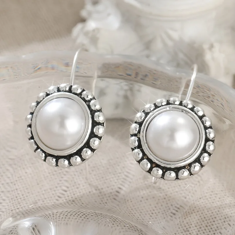 Personality Inlaid Imitation Pearl Earrings Vintage Silver Color Metal Dangle Earrings for Women Daily Wear Party Accessories