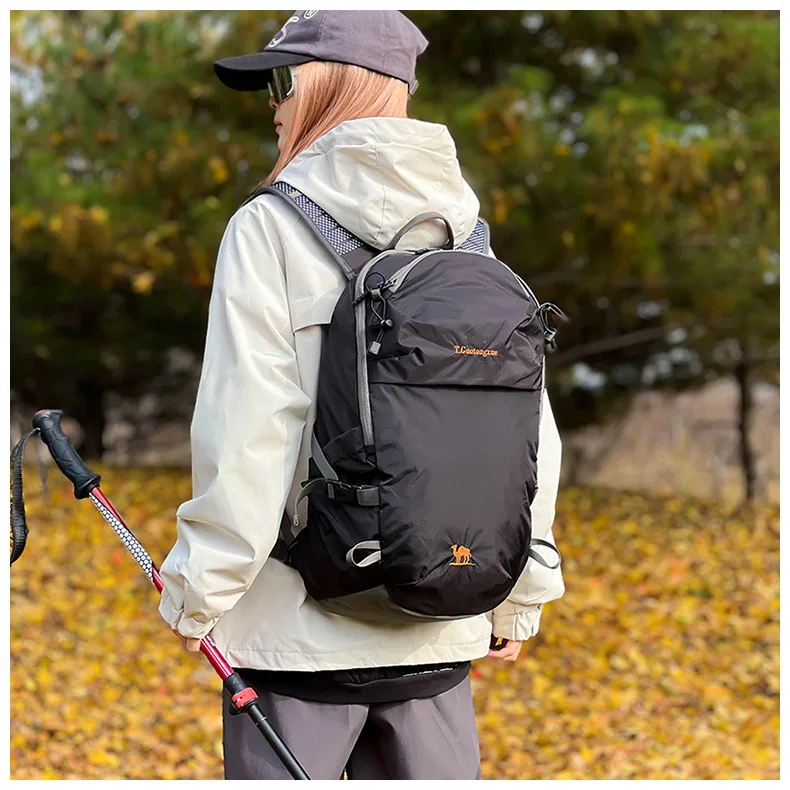 Sports Bag Mountaineering Outdoor Travel Backpack Casual Outdoor Travel Bag Large Capacity Water-Repellent Breathable Gym Bag