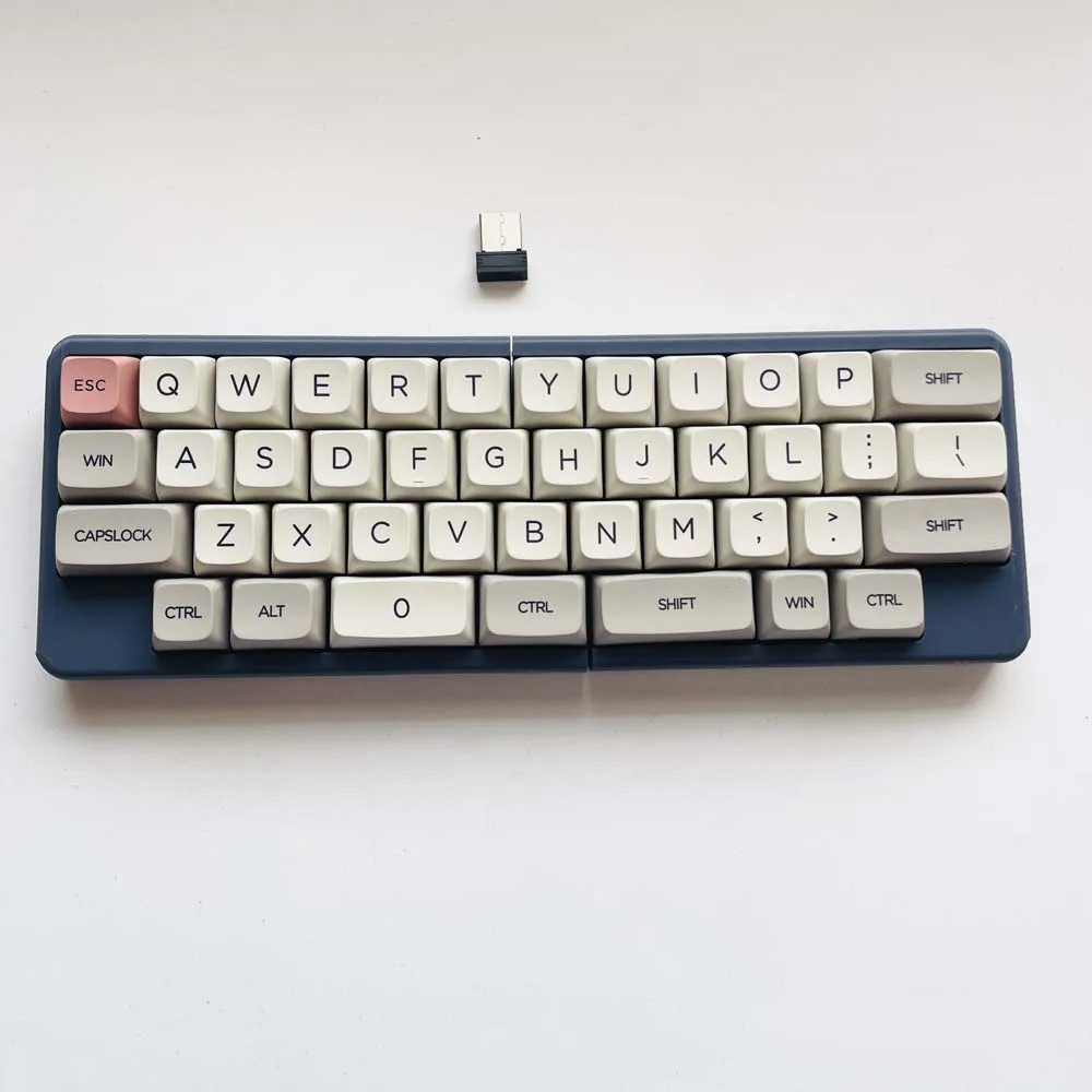 Portable Split 40 Mini Mechanical Keyboard Hot-Swap 2.4G Wireless QMK VIAL