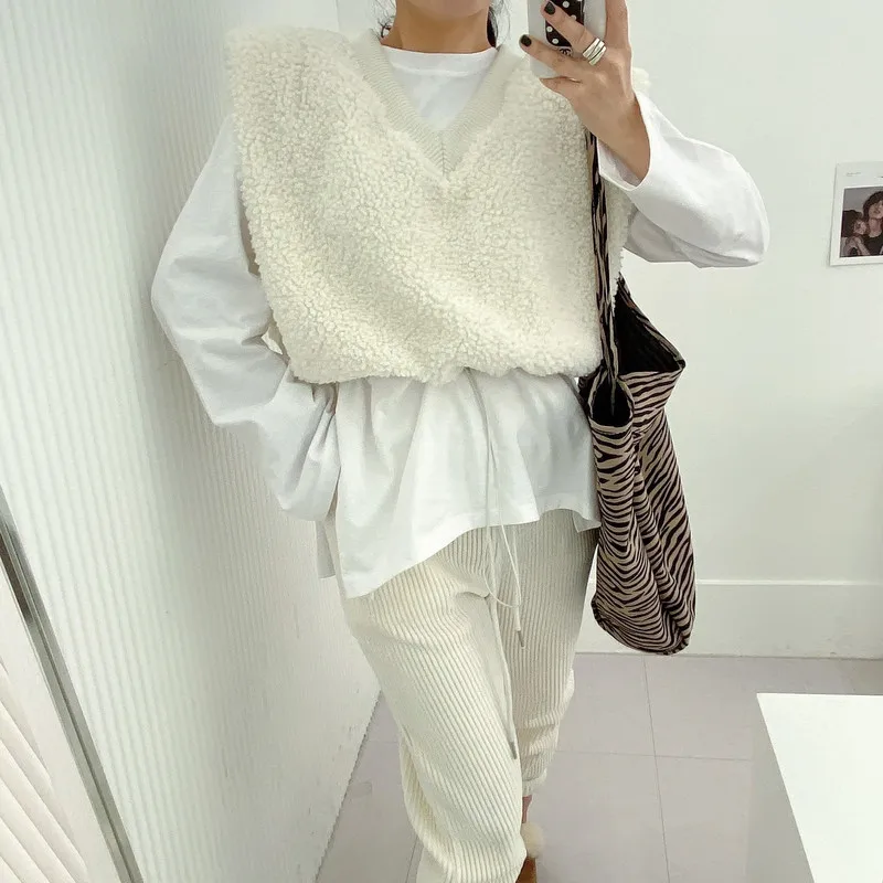 

Модный женский жилет из овечьего меха, универсальный топ V-Ne, простой шикарный корейский жилет для поездок на работу, осень-зима