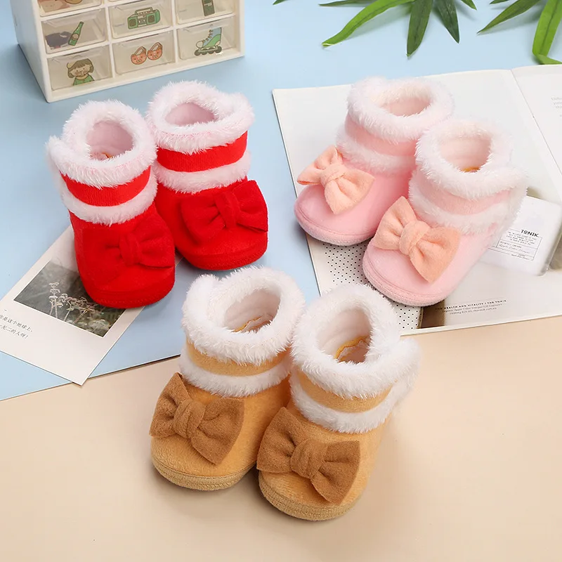 

2023 Winter Snow Baby Bow Boots 3 Colors Warm Fluff Balls Indoor Cottton Soft Rubber Sole Infant Newborn Toddler Baby Shoes