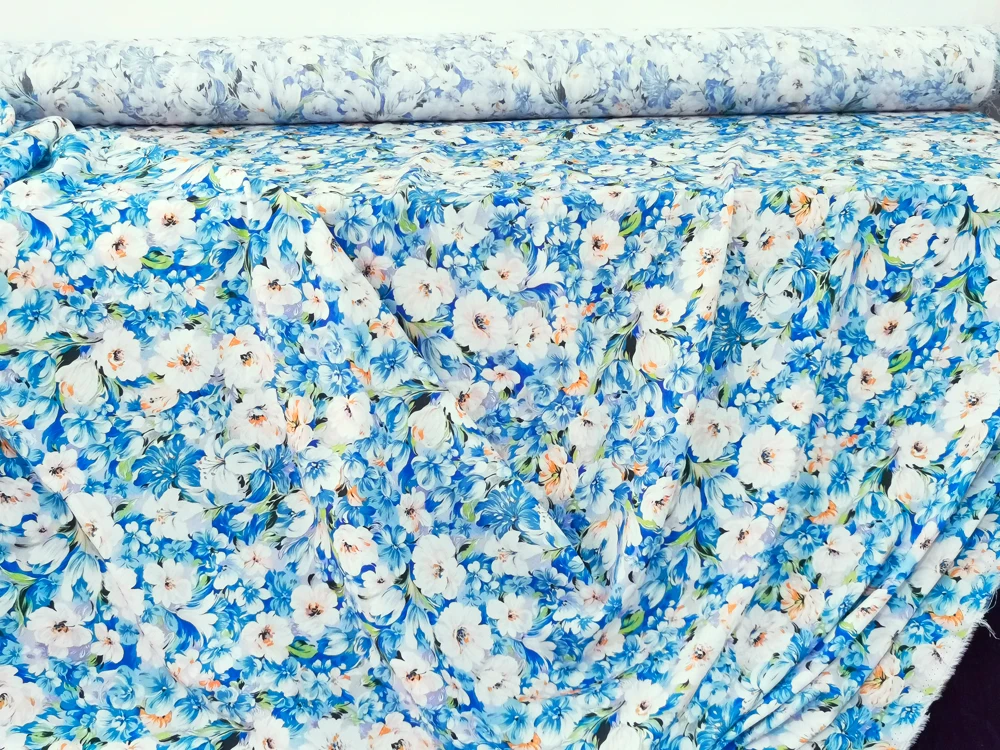 1 meter X 1.4 meter Blue County Flower Viscose Poplin Fabric For Dress Shirt