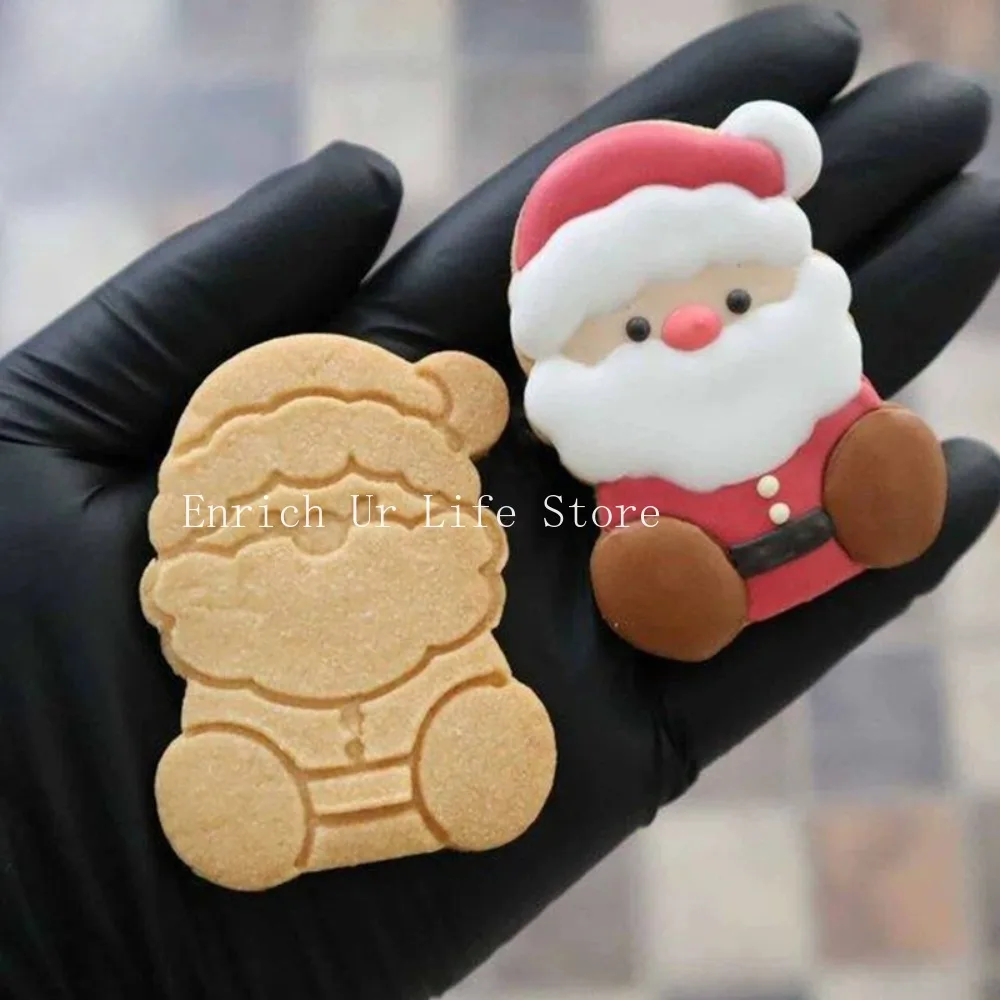 Christmas Series Cookie Cutters Cute Cartoon Santa Claus Pressable Biscuit Mold Gingerbread Man Cookie Stamp Baking Bakeware