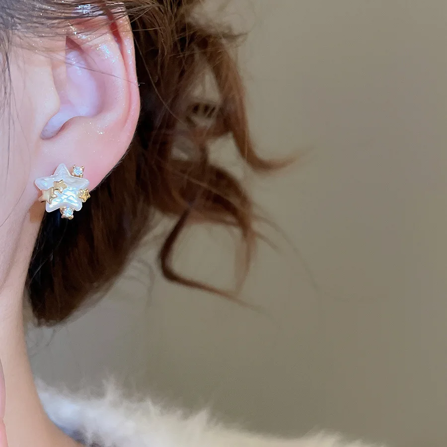 14k مطلية بالذهب تقليد اللؤلؤ ستار وأقراط صغيرة لطيف مطعمة الزركون قرط الاذن المرصع مجوهرات اكسسوارات النساء جديد في 2026 #3