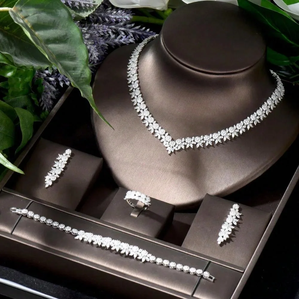 Set Delicato Di Gioielli Zirconi Collana Orecchini Braccialetto Set Da Sposa Donna Estate Festa Matrimonio Sera Accessori Q-26